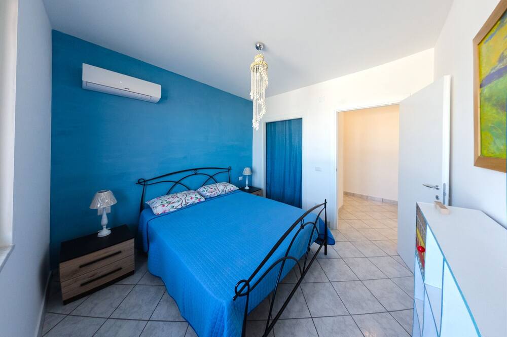 Photo of Bedroom in Minturno