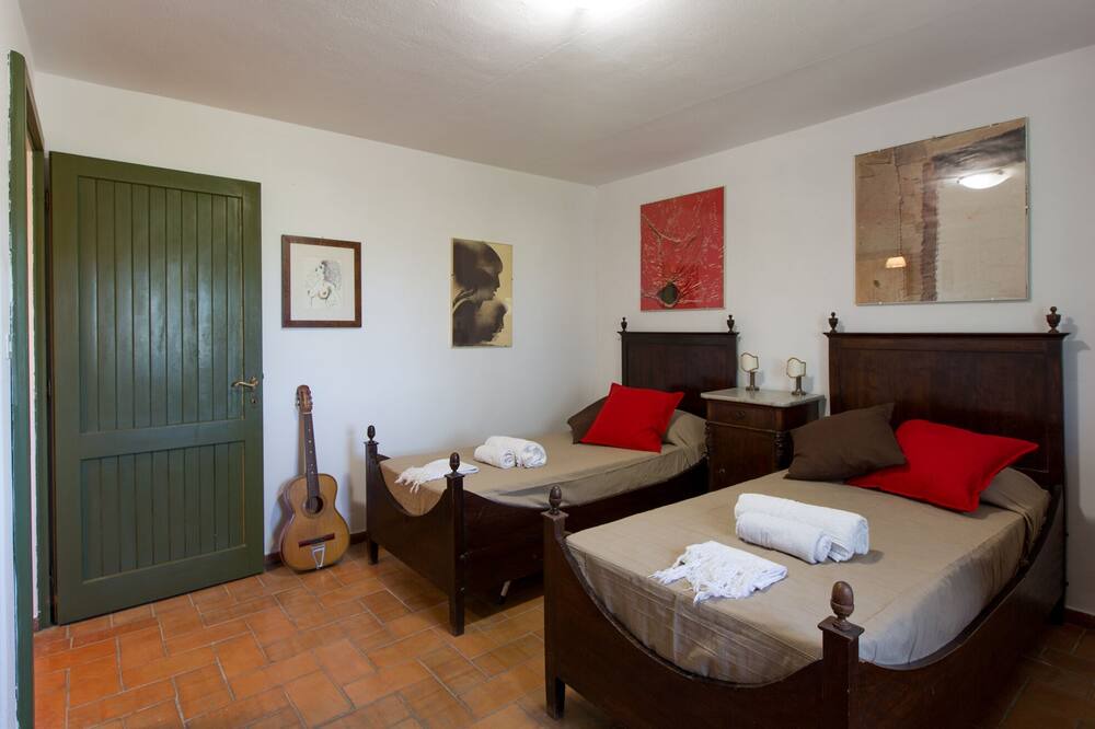Photo of Bedroom in Badia Petroia