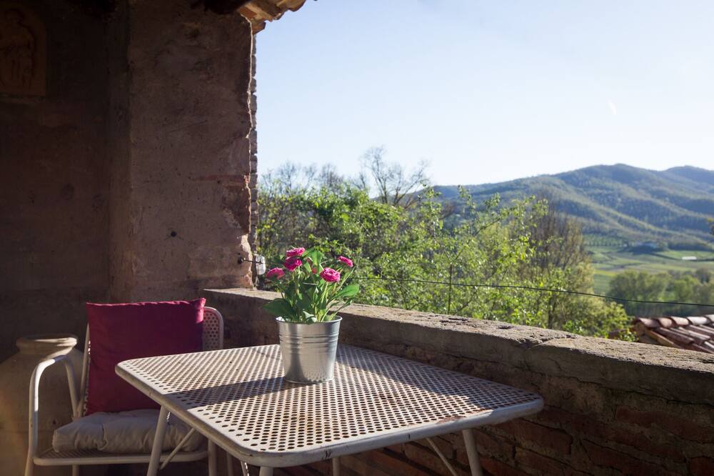 Photo of Patio Balcony in Badia Petroia