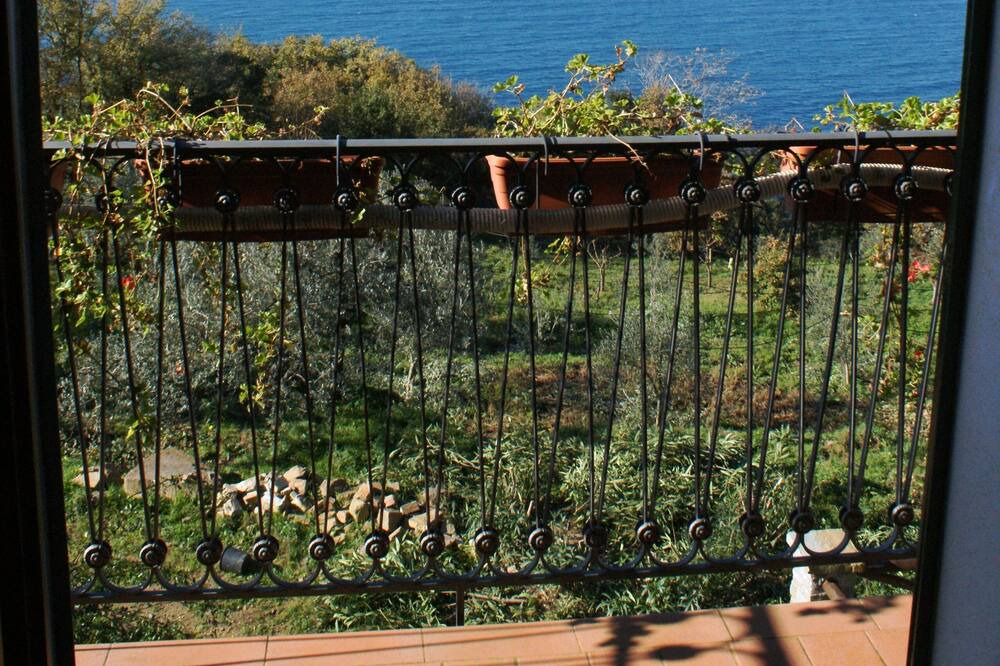 Photo of Patio Balcony in Castellabate