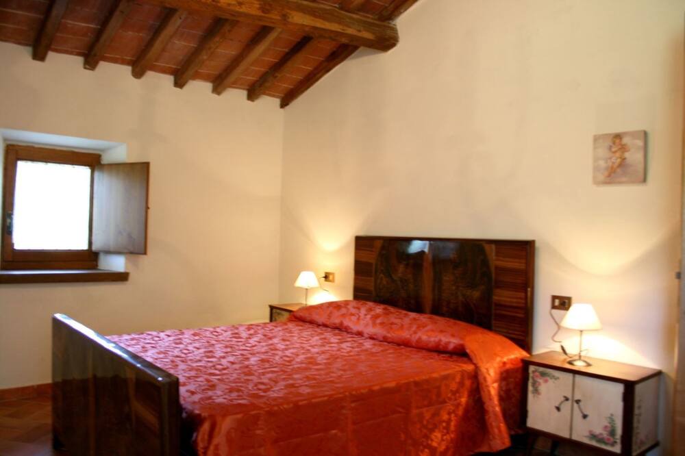 Photo of Bedroom in Arezzo