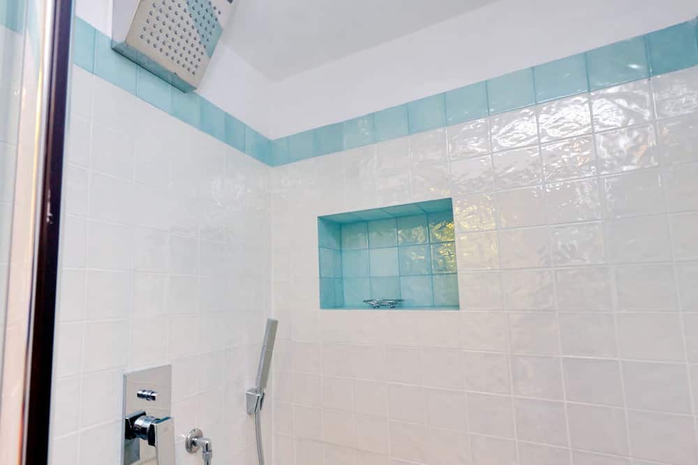 Photo of Bathroom in Monti
