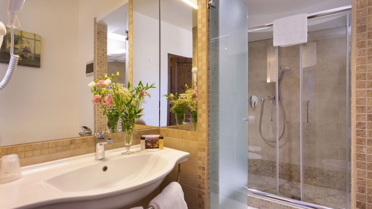 Photo of Bathroom in Collepepe
