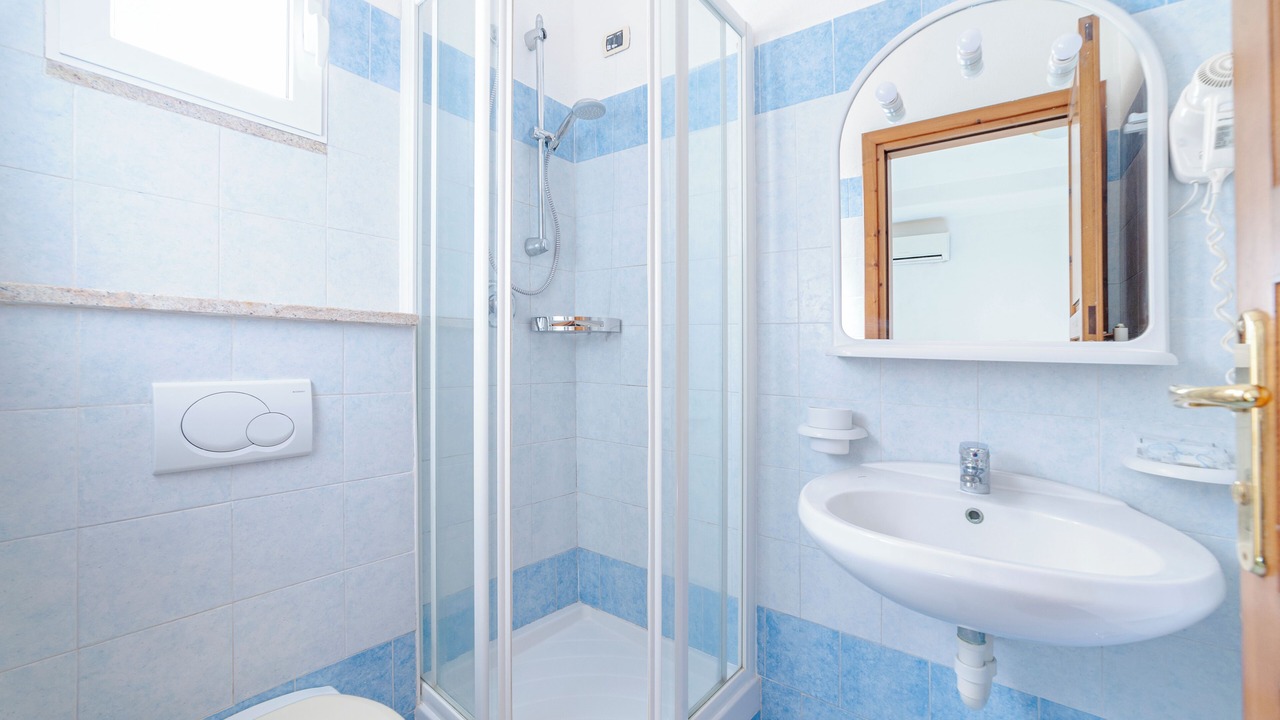 Photo of Bathroom in Forio