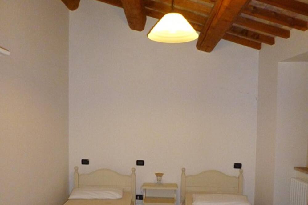 Photo of Bedroom in Avenale