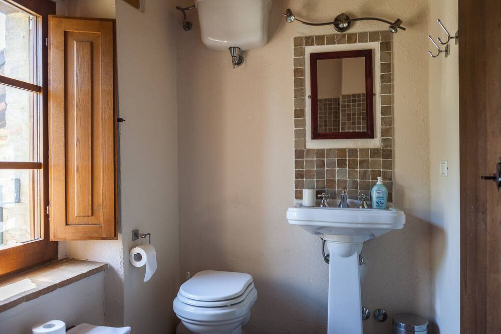 Photo of Bathroom in Monte Santa Maria Tiberina