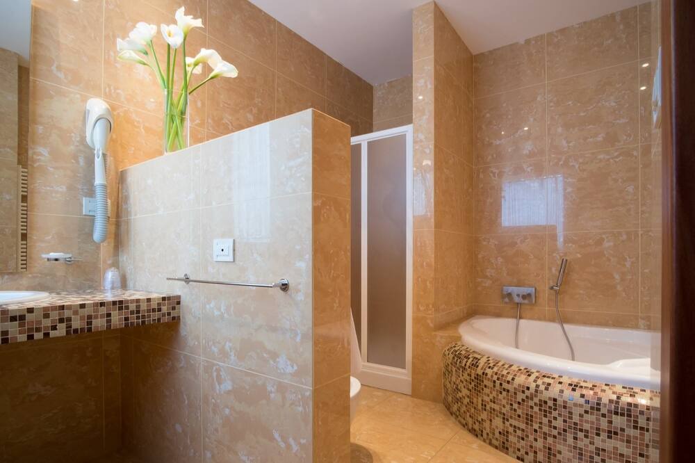 Photo of Bathroom in Corato
