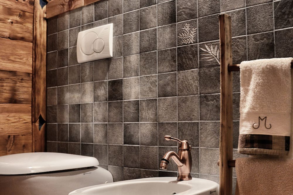 Photo of Bathroom in Mellier