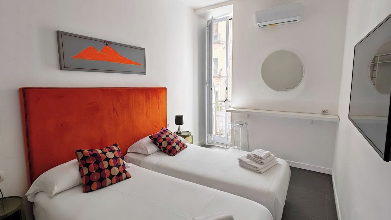 Photo of Bedroom in Naples City Centre
