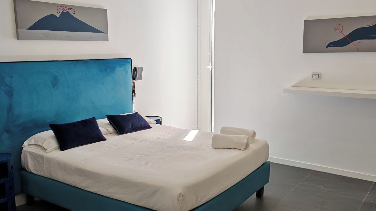 Photo of Bedroom in Naples City Centre