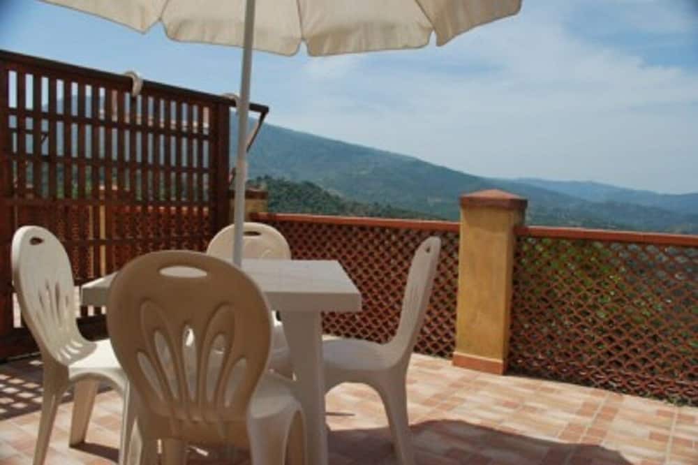 Photo of Patio Balcony in Stella Cilento