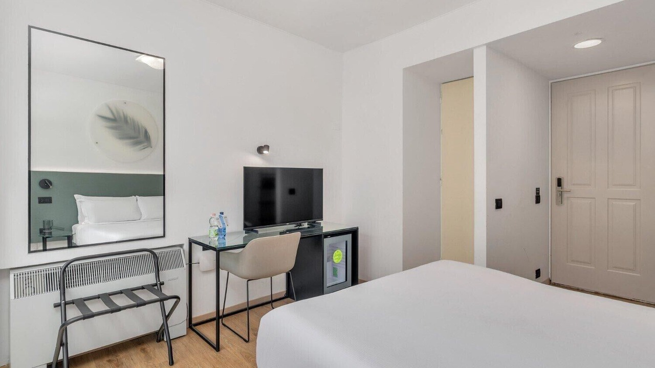 Photo of Bedroom in Langhe and Roero