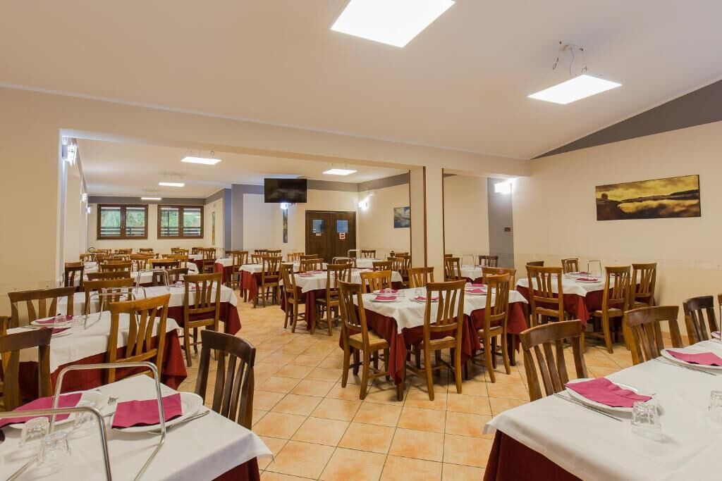 Photo of Others in Taverna