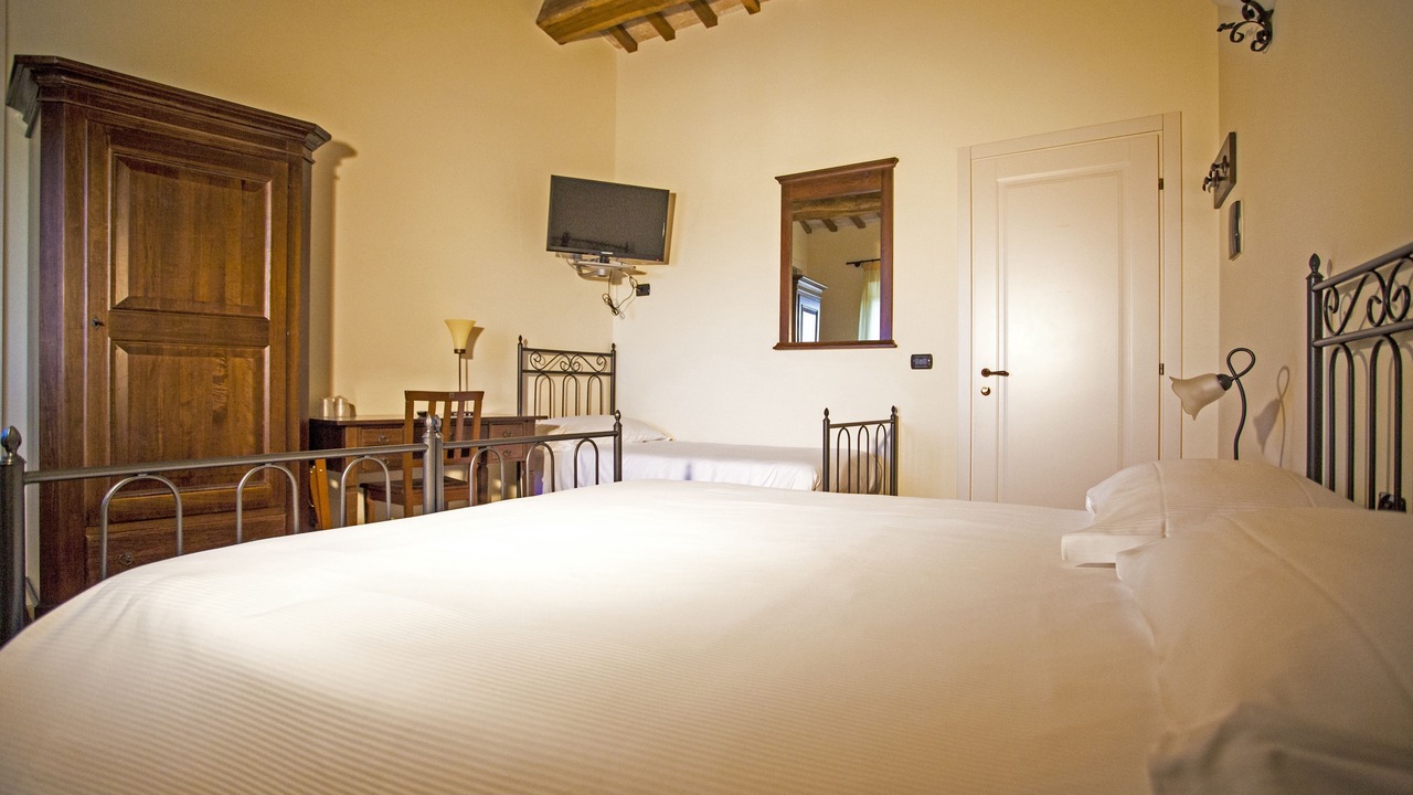 Photo of Bedroom in Offagna