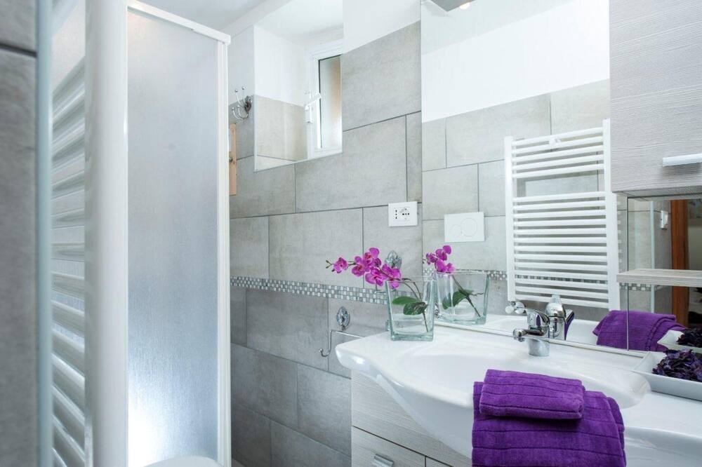 Photo of Bathroom in Trastevere