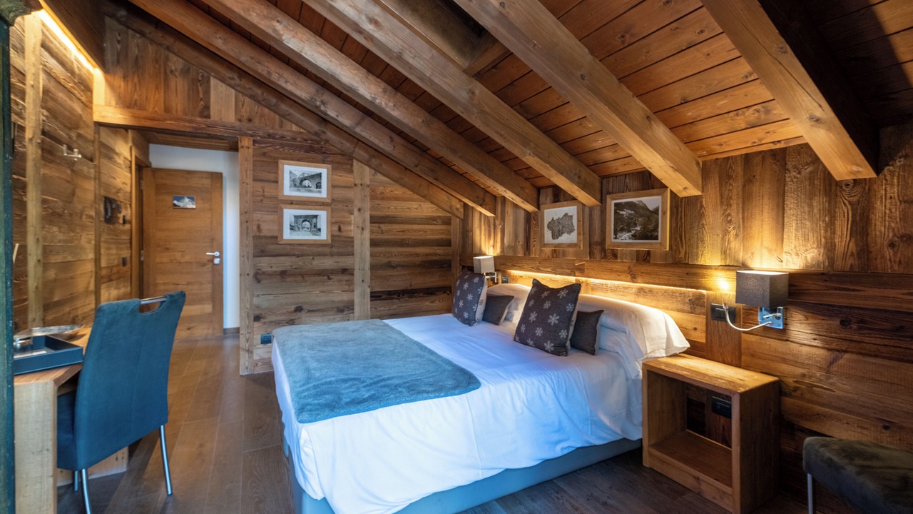 Photo of Bedroom in Courmayeur