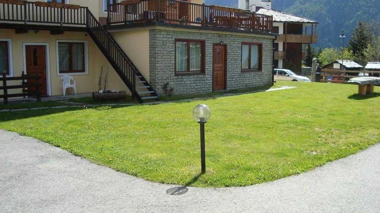 Photo of Outdoor in Antagnod