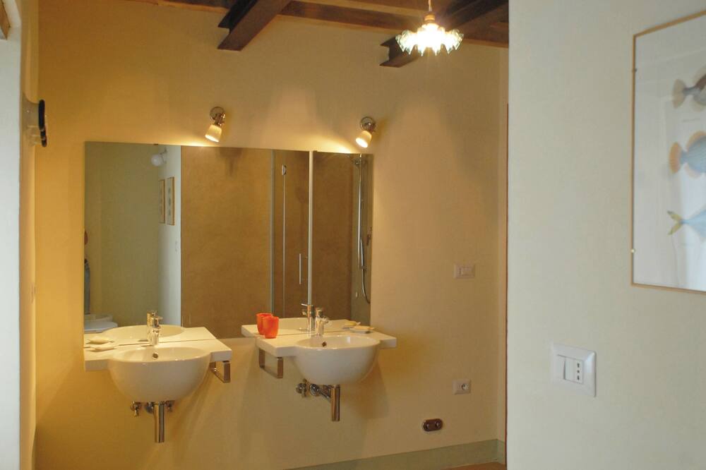 Photo of Bathroom in Anghiari