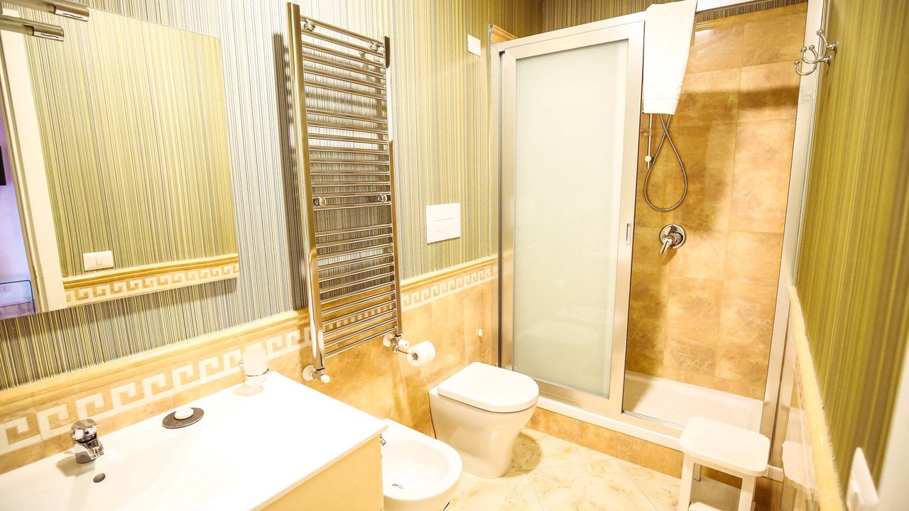 Photo of Bathroom in Historical Center