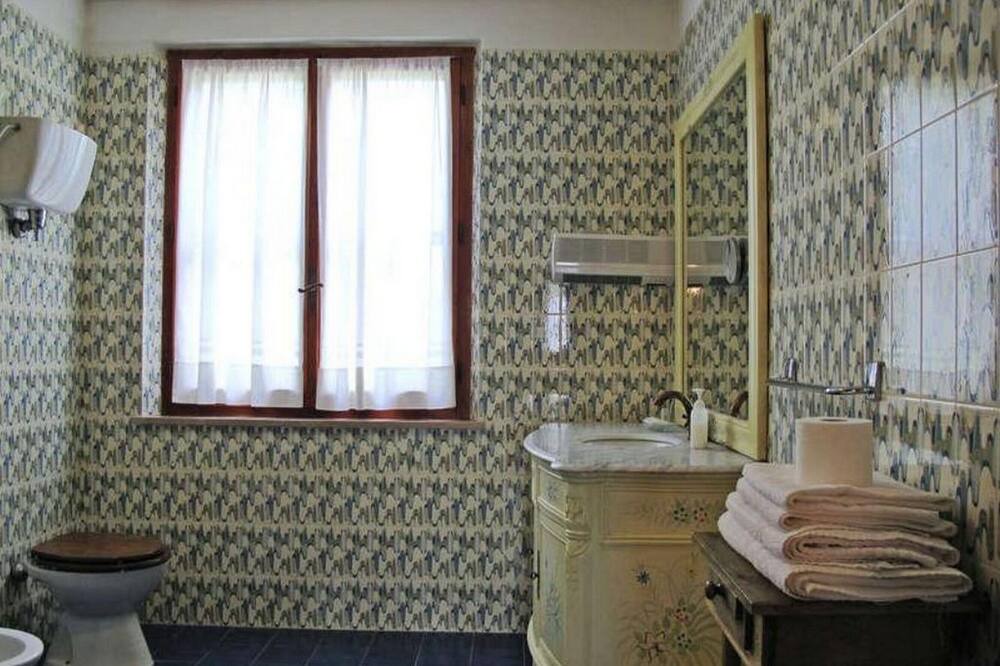 Photo of Bathroom in Ramazzano