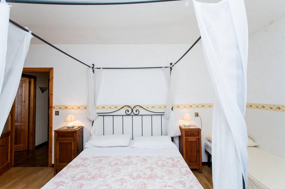 Photo of Bedroom in Ramazzano