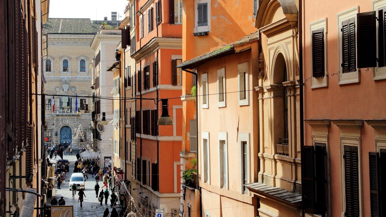 Photo of Others in Navona