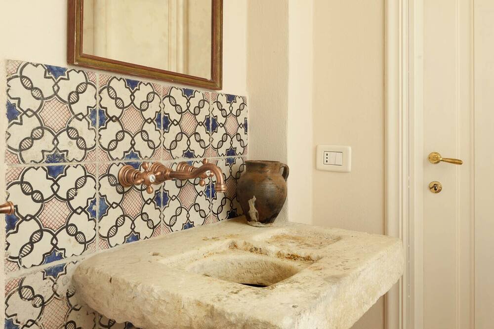 Photo of Bathroom in Morrovalle