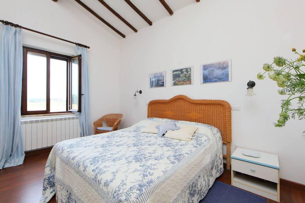Photo of Bedroom in Castiglione del Lago