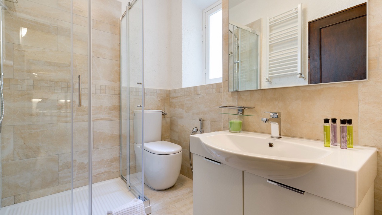 Photo of Bathroom in Navona