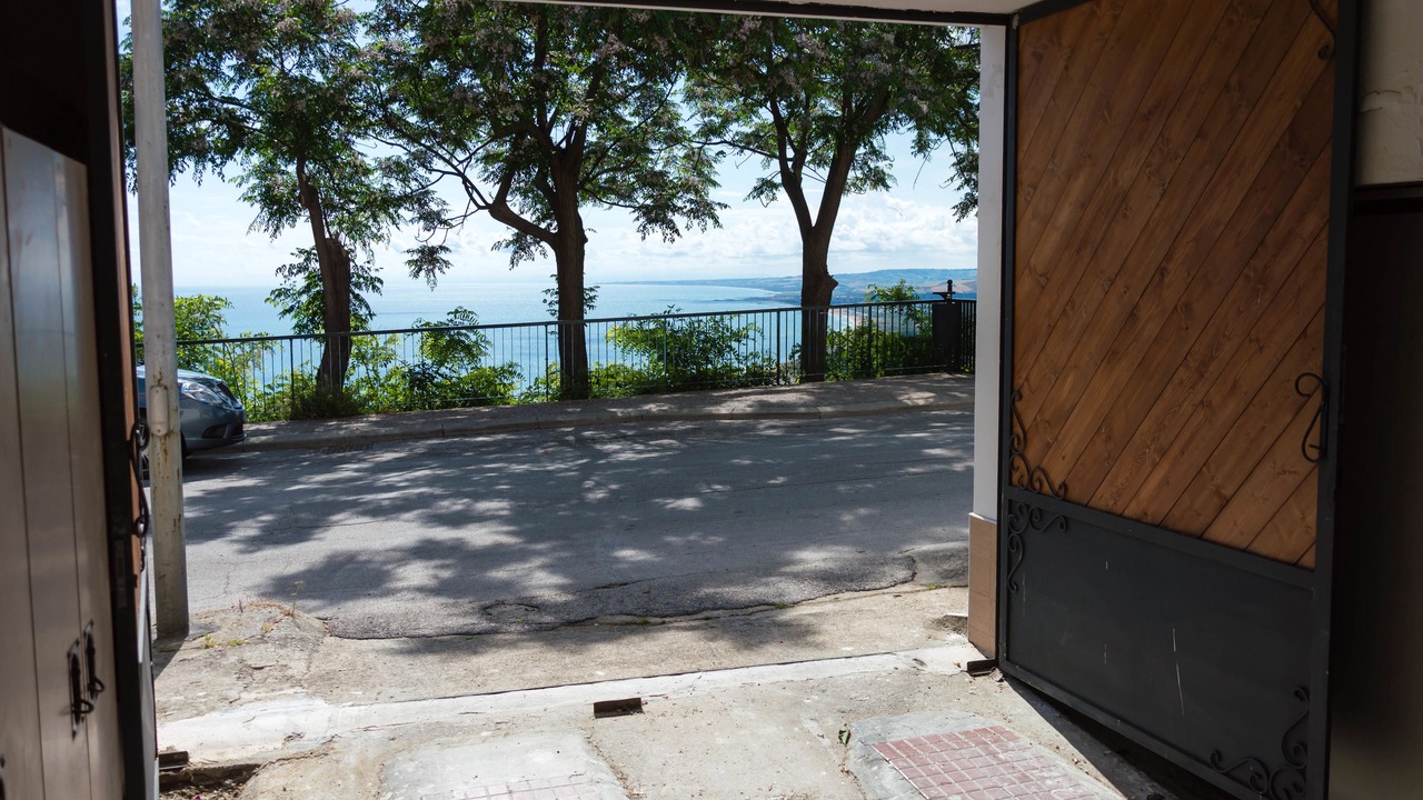Photo of Others in Vasto