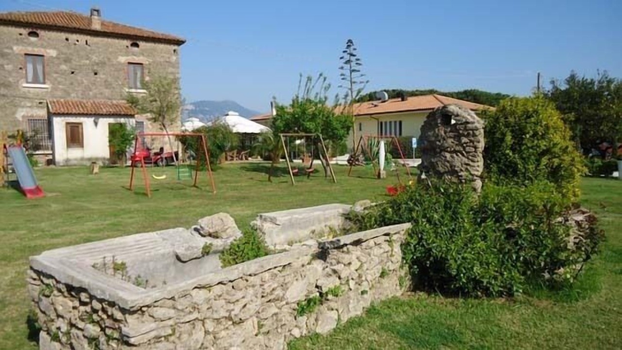 Photo of Outdoor in Laura