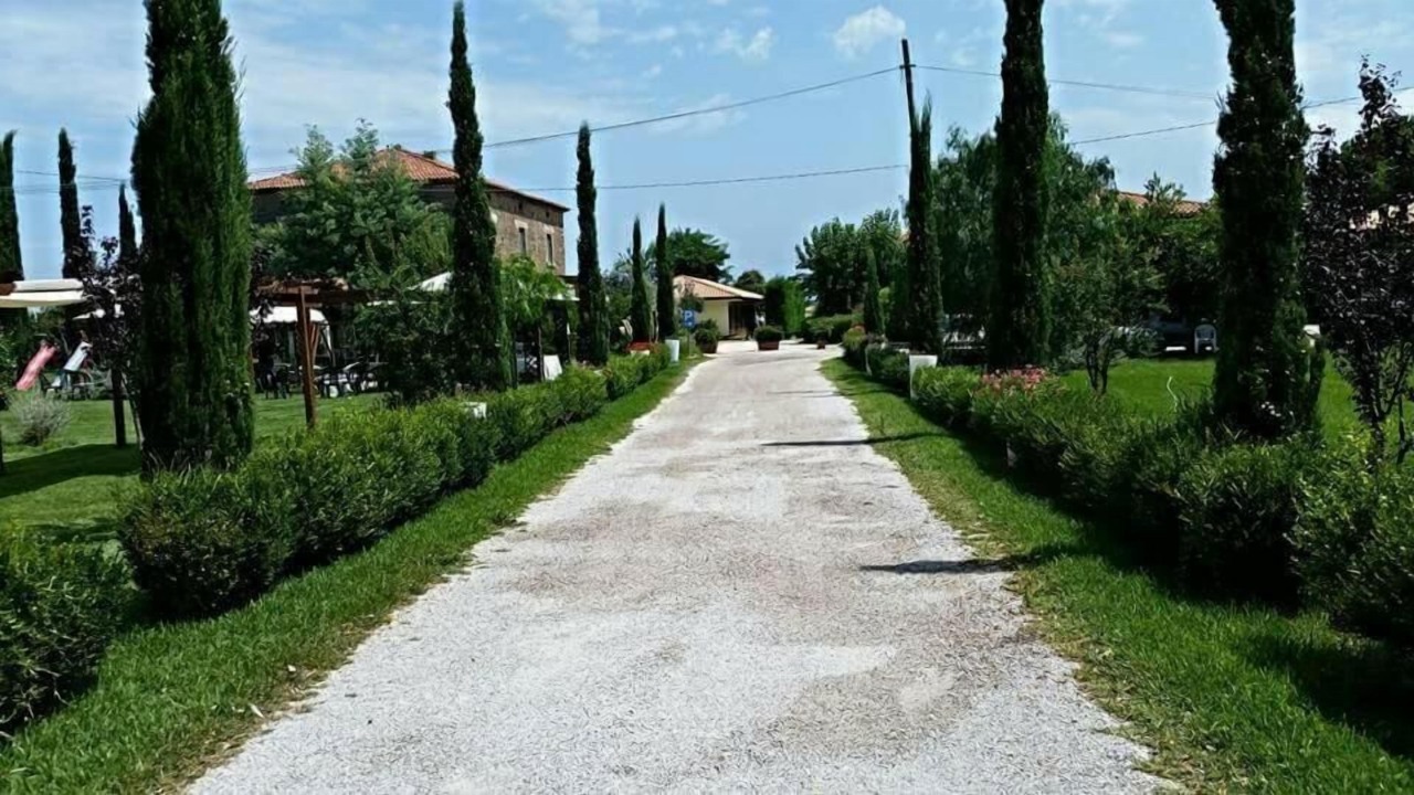 Photo of Outdoor in Laura