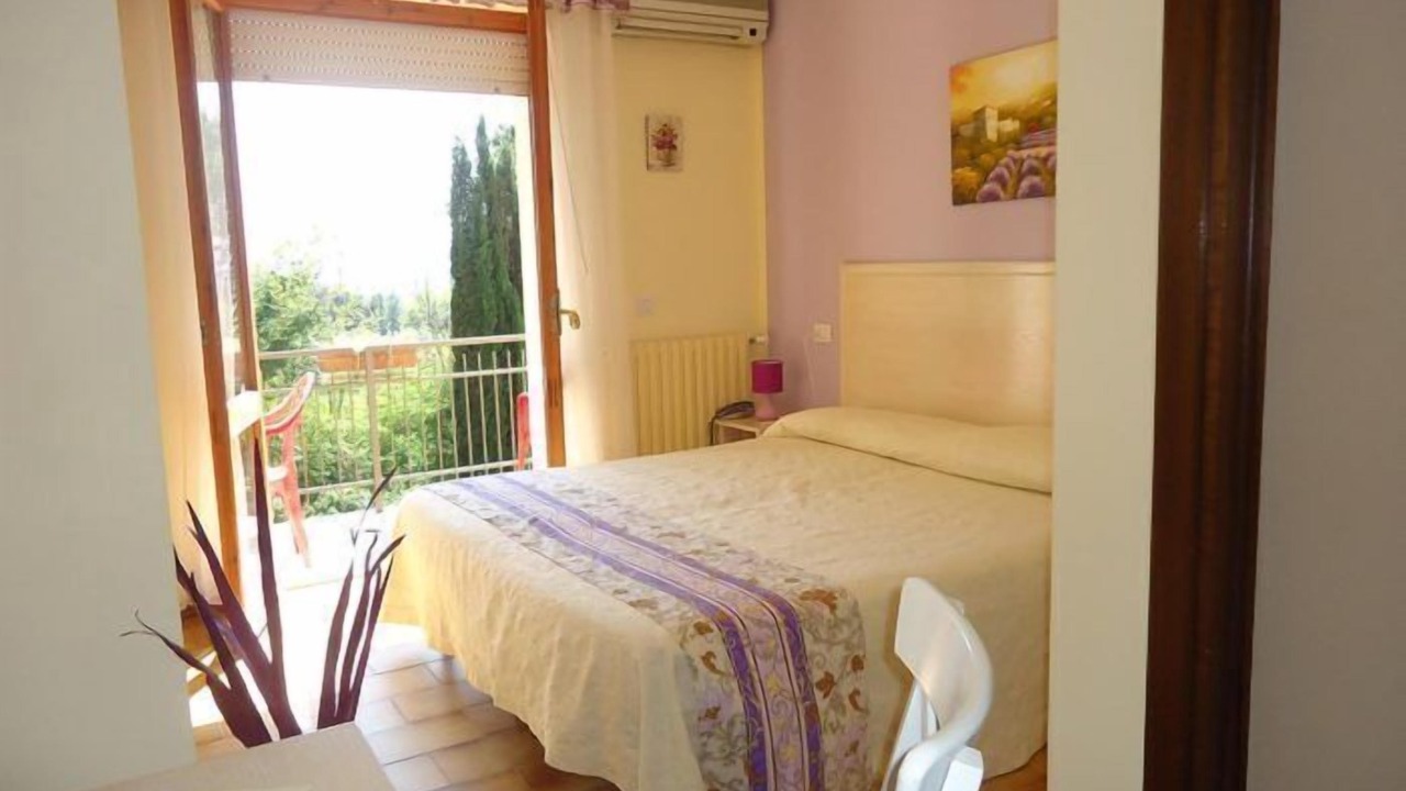 Photo of Bedroom in Viole