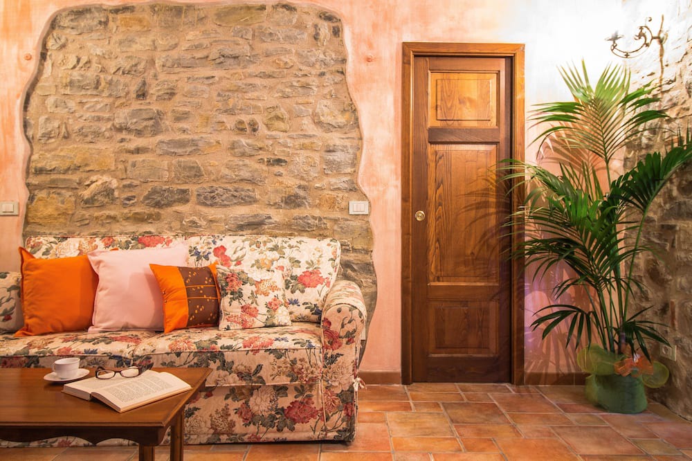 Photo of Livingroom in Petricci