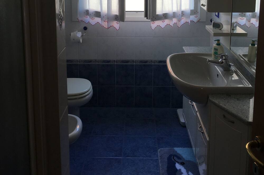 Photo of Bathroom in Castel San Pietro Terme