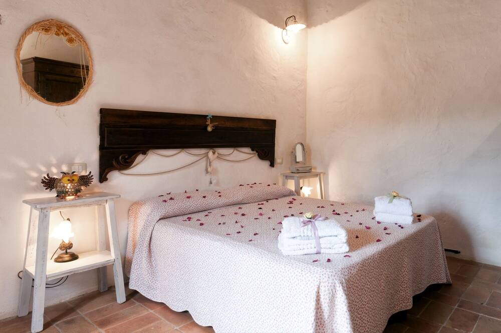 Photo of Bedroom in San Giovanni d'Asso