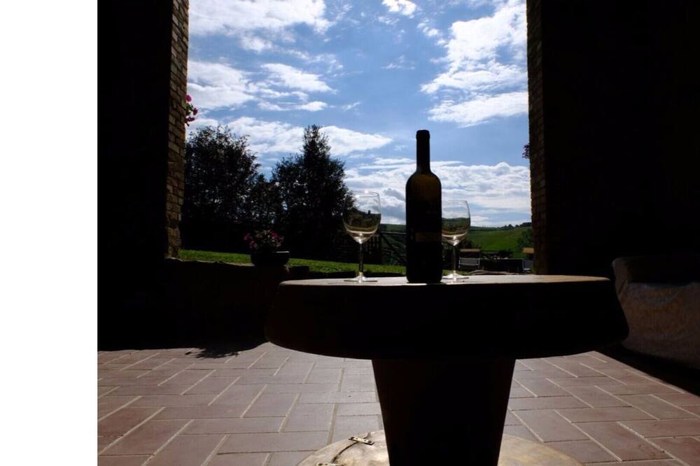 Photo of Patio Balcony in San Giovanni d'Asso