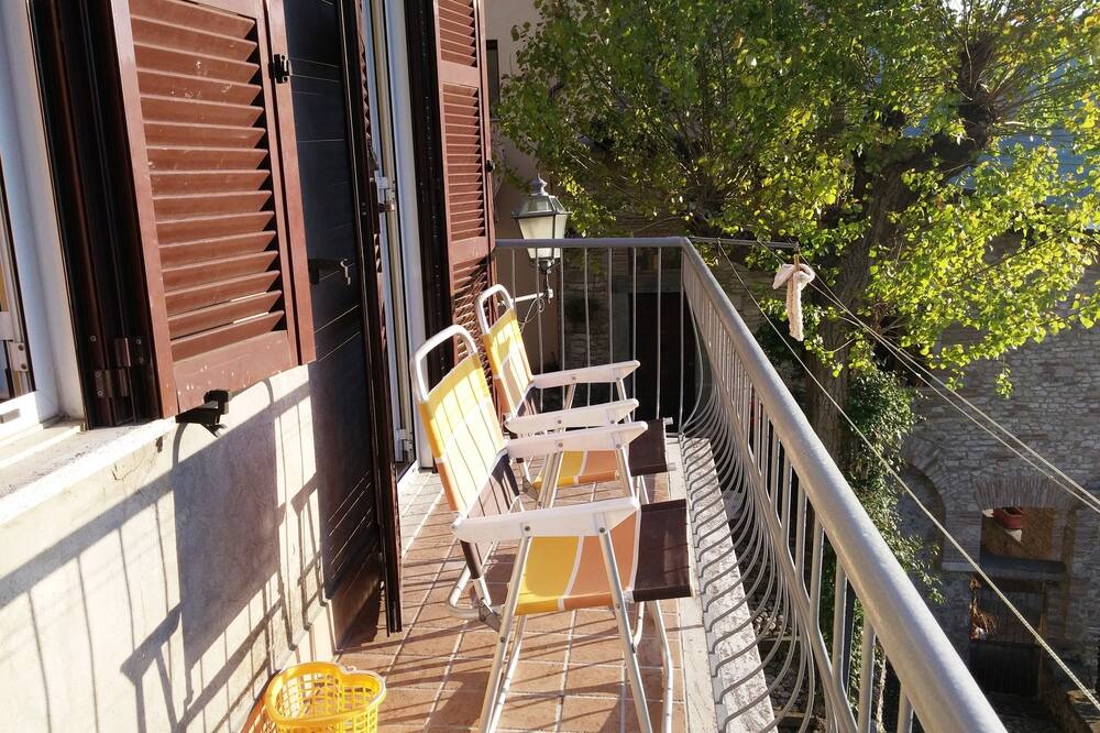 Photo of Patio Balcony in Castel di Tora