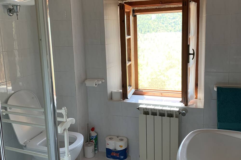 Photo of Bathroom in Volerrano