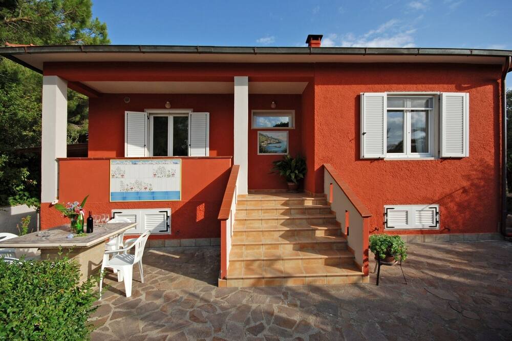 Photo of Outdoor in Scarlino