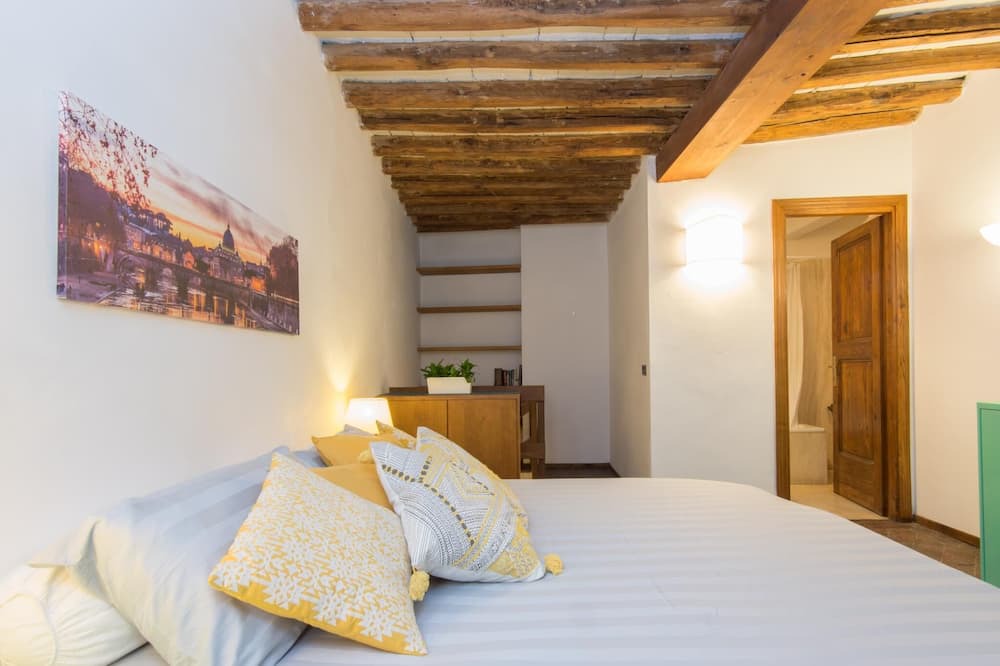 Photo of Bedroom in Monti