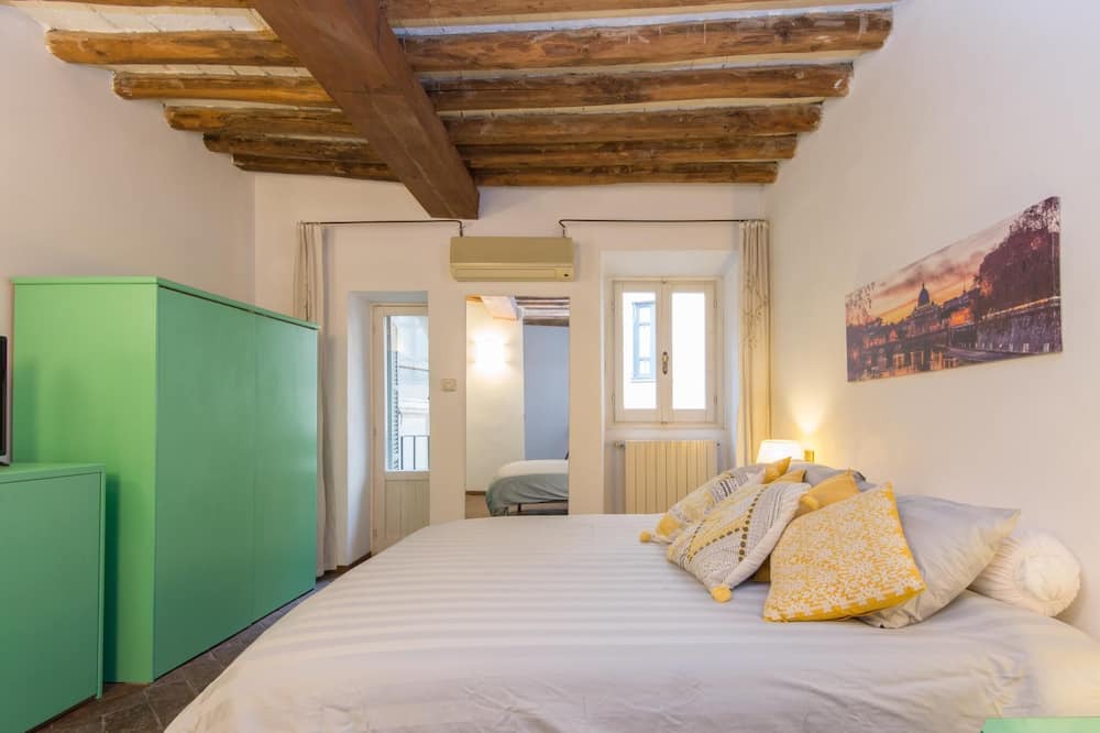 Photo of Bedroom in Monti