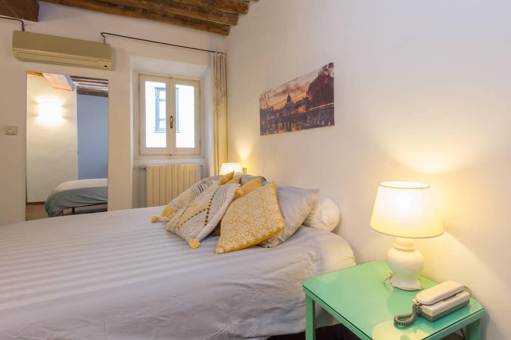 Photo of Bedroom in Monti