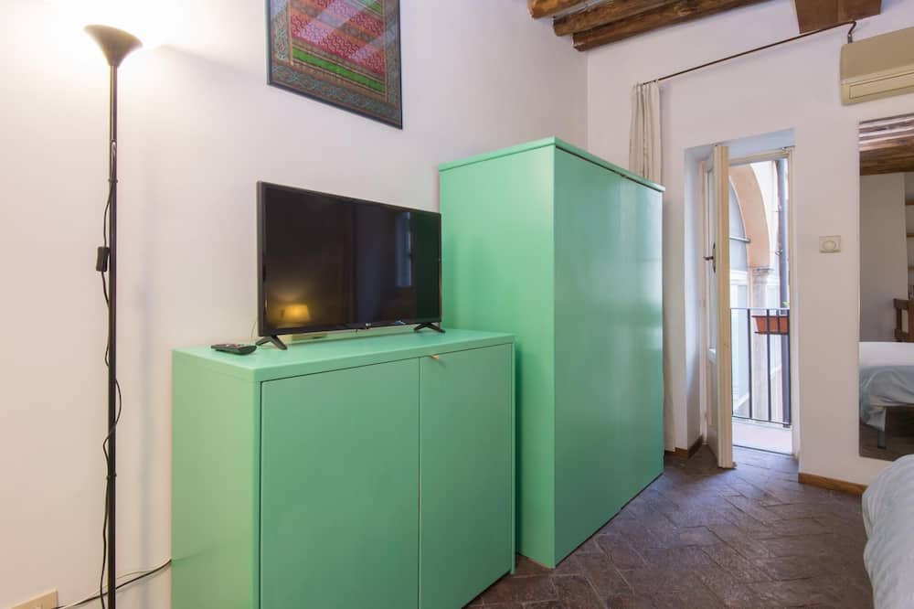 Photo of Bedroom in Monti
