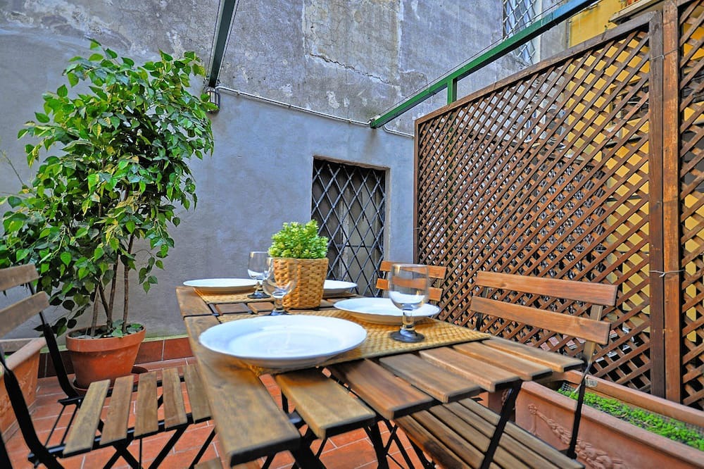 Photo of Patio Balcony in Rione VI Parione