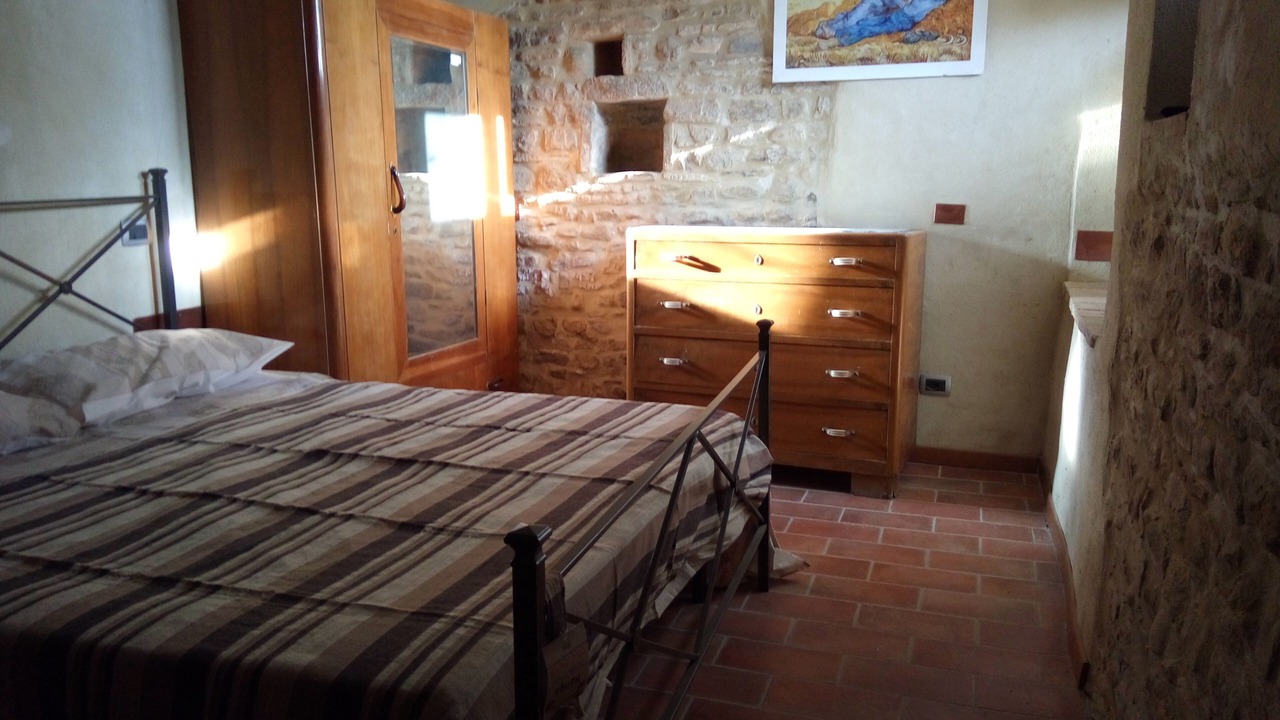 Photo of Bedroom in Montelovesco