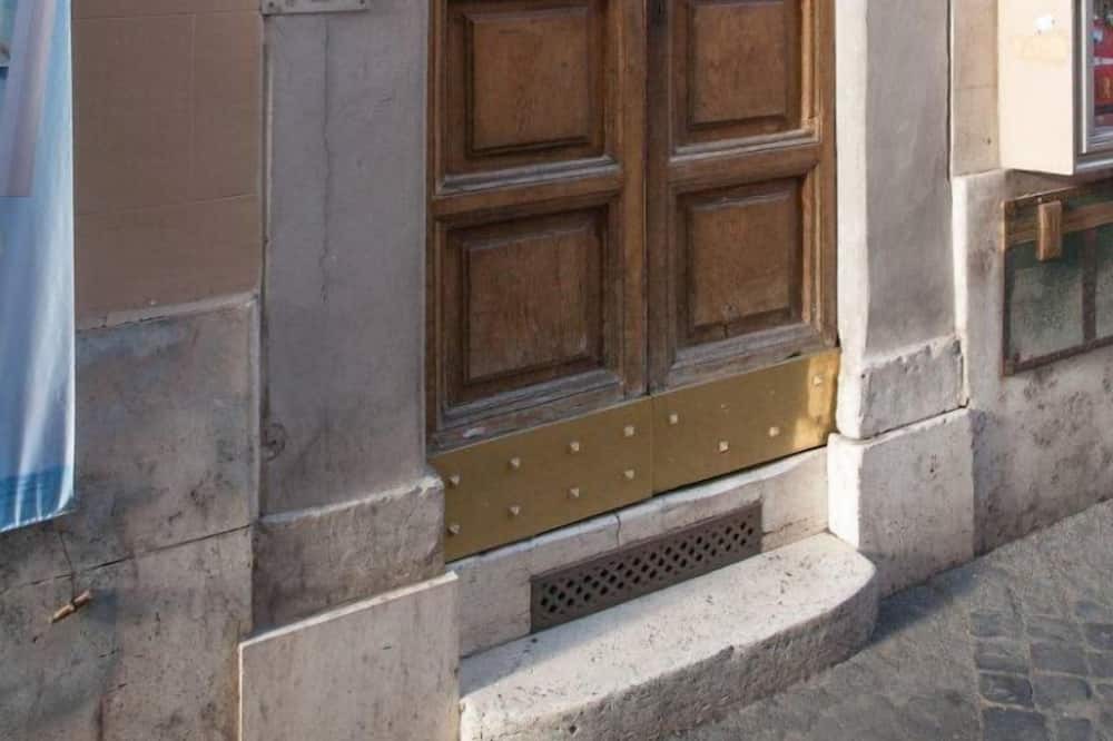 Photo of Outdoor in Navona