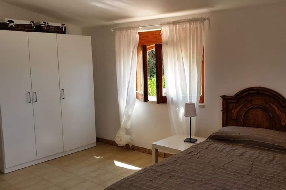Photo of Bedroom in Fuscaldo