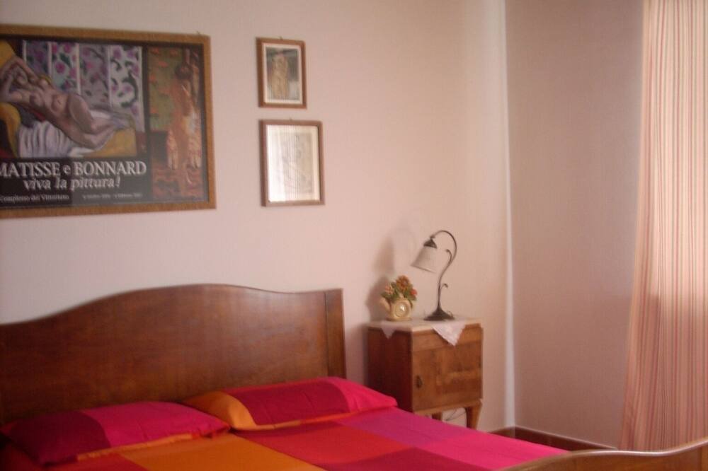 Photo of Bedroom in Orte