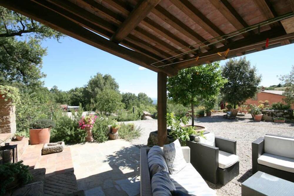 Photo of Patio Balcony in Sassofortino